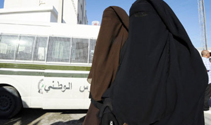 نساء ارهاب