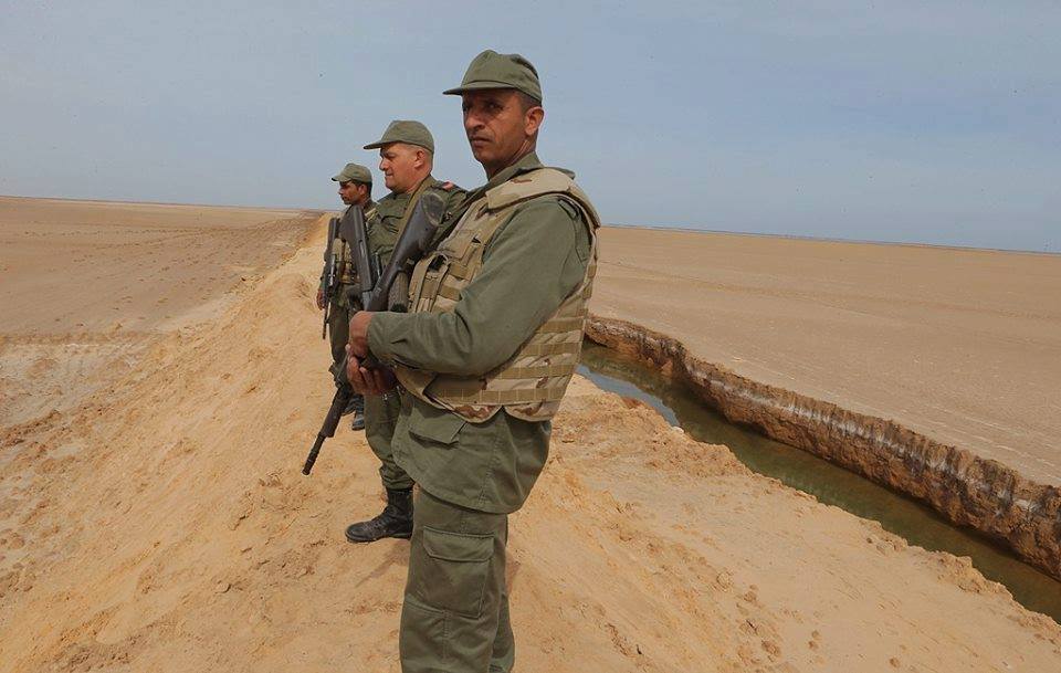 الحدود التونسية الليبية-5