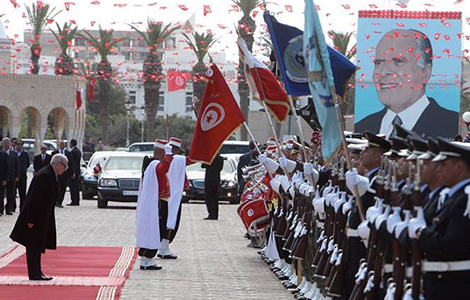 Caid Essebsi rend hommage à Bourguiba Banniere