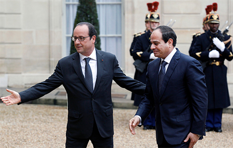 Francois-Hollande-et-Abdelfattah-Al-Sissi-Banniere