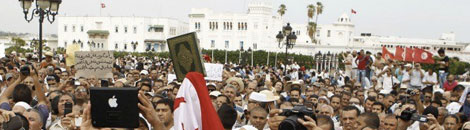 Tunisie - la démocratie menacée par les lois d’épuration et les sections d’assaut islamistes