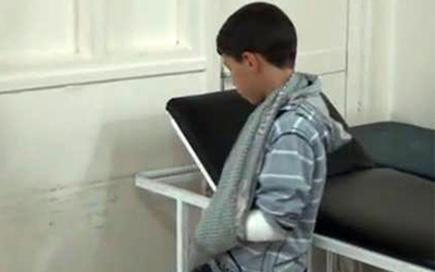Enfants blessés dans un jardin d'enfants