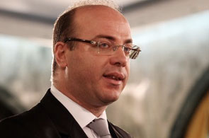 Tunisie : Elyes Fakhfakh cumule les ministères des Finances et du Tourisme 