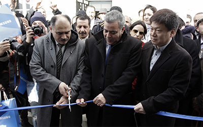 Inauguration de la salle de classe Samsung