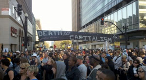 mort capitalisme 8 23
