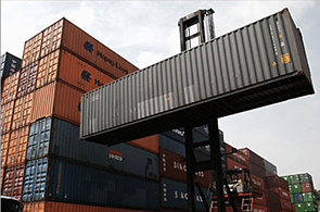 Conteneurs-au-port-de-Rades