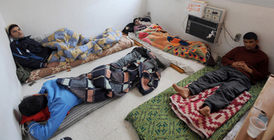 Quatre étudiants tunisiens en grève de la faim en février 2009, 59 jours sans manger pour exiger le droit syndical.