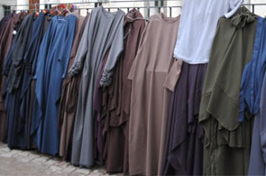 qamis 3 3