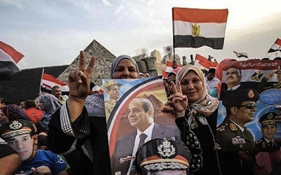 Al-Sissi-un-Nasser-de-droite