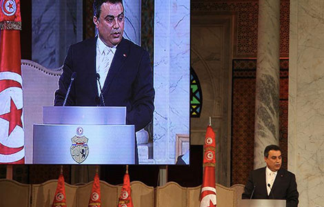 Mehdi-Jomaa-Banniere-1er-Mai-2014