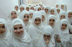 petites filles en voile 11 28