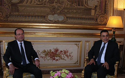 Francois-Hollande-Mehdi-Jomaa-Elysee