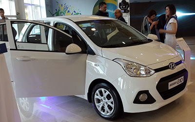 Hyundai-i10-Show-Room