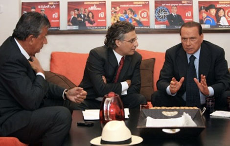 karoui berlusconi banniere 12 25