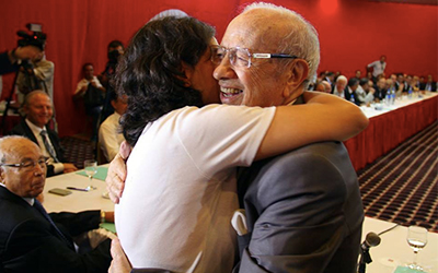 Accolade-Olfa-Youssef-et-Beji-Caid-Essebsi-a-Sousse