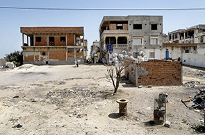 Constructions-anarchiques-