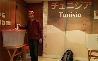 Des-Tunisiens-votent-au-Japon