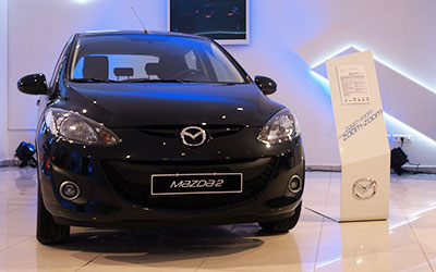 Mazda-2-Showroom